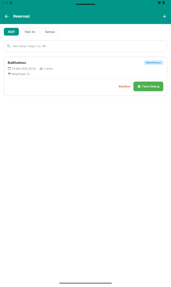 Card reservasi dengan badge biru Dikonfirmasi, tombol Batalkan dan Tamu Datang hijau